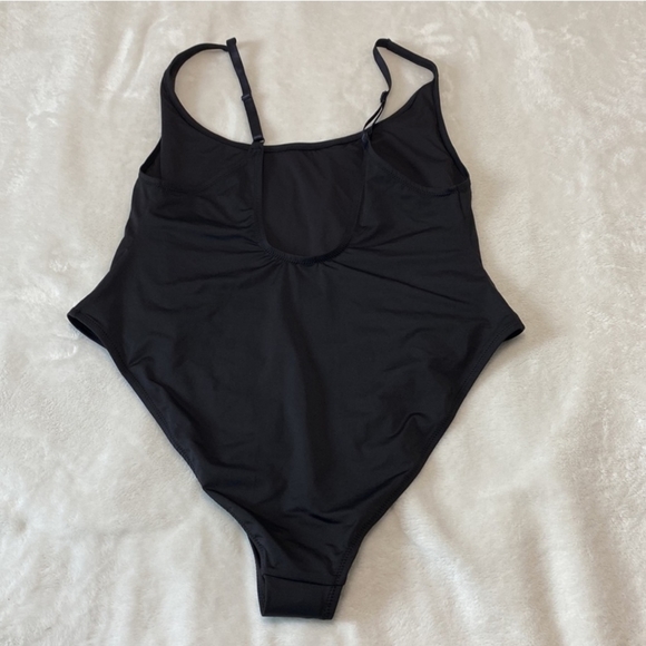 SKIMS Scoop Neck OnePiece Swimsuit 3X - Picture 7 of 16